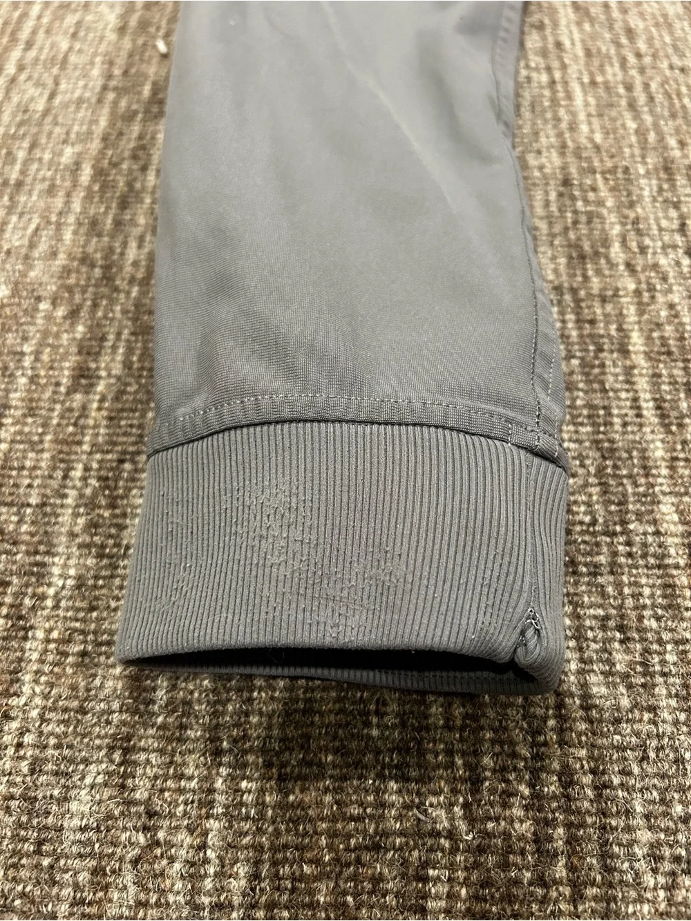 Men's  XS  Lululemon Gray Drawstring Jogger Pants -